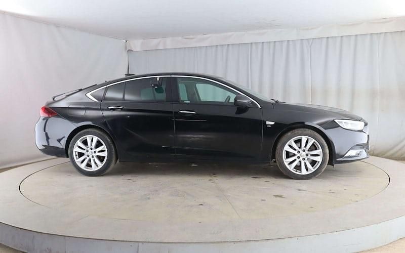 Used Vauxhall Insignia Elite 136 HP (100 kW) 2020 Hatchback