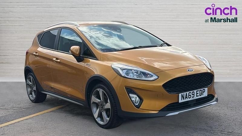Used Ford Fiesta Active X 100 HP (73 kW) 2019 Yellow Hatchback