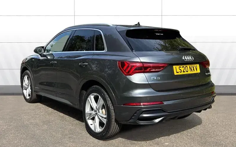 Usado Audi Q3 S-Line 150 HP (110 kW) 2023 SUV