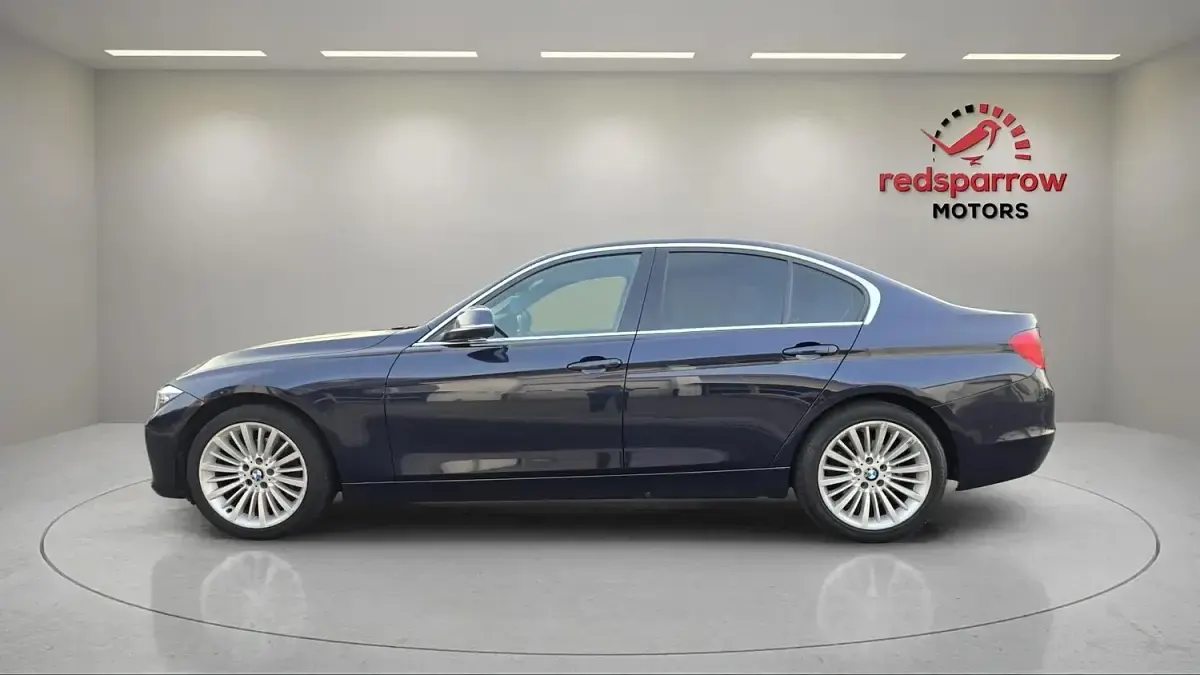 Used BMW 320 Luxury Line 184 HP (135 kW) 2012 Blue Sedan