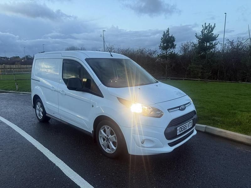 White Used 2016 Ford Transit Connect Limited MPV | £5,000 (Super price) - Image 1/4
