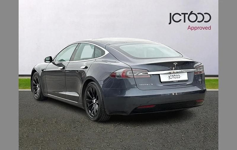 Used Tesla Model S 241 kW (328 HP) 2018 Grey Hatchback