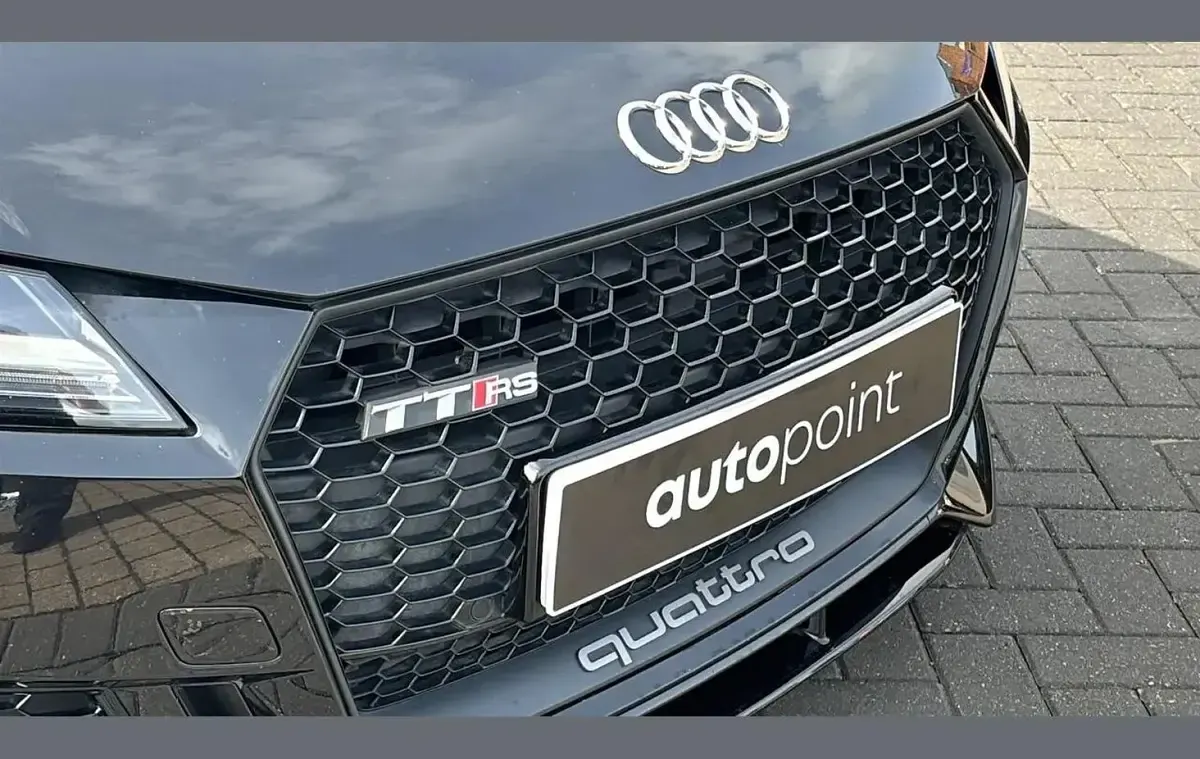 Begagnad Audi TT RS Design 400 HK (294 kW) 2020 Svart Sportkupé