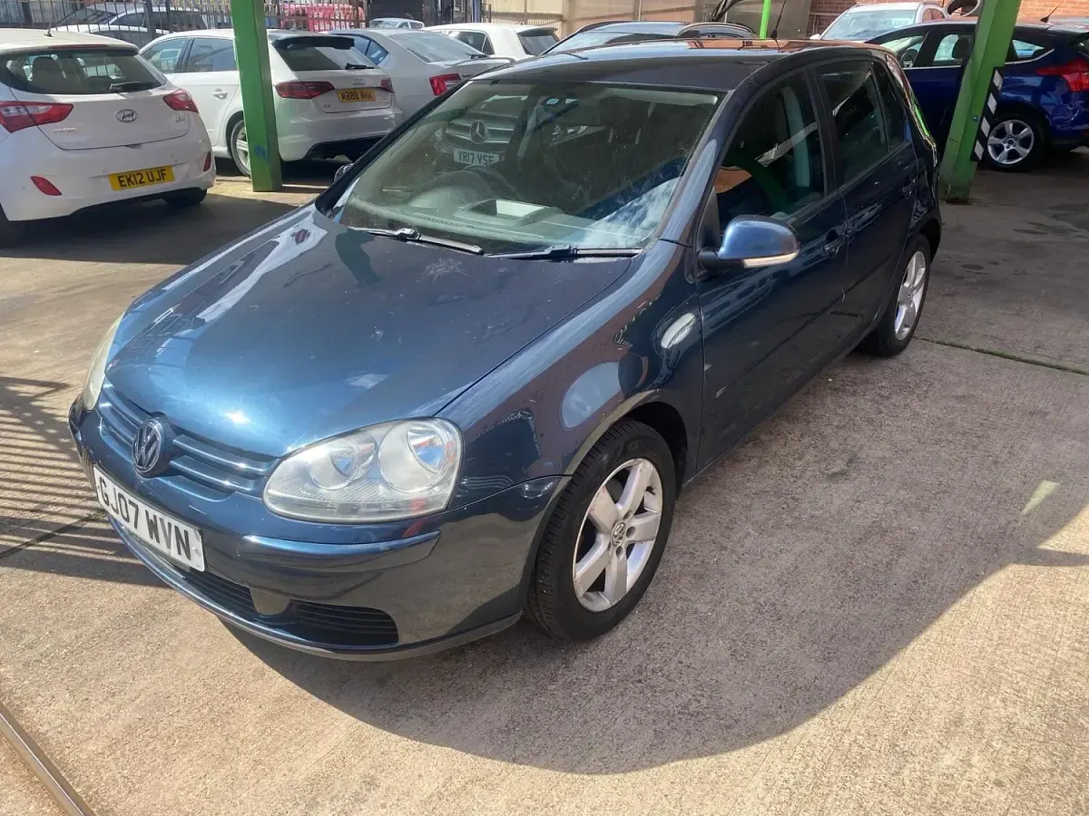 Used VW Golf V Match 105 HP (77 kW) 2007 Blue Hatchback