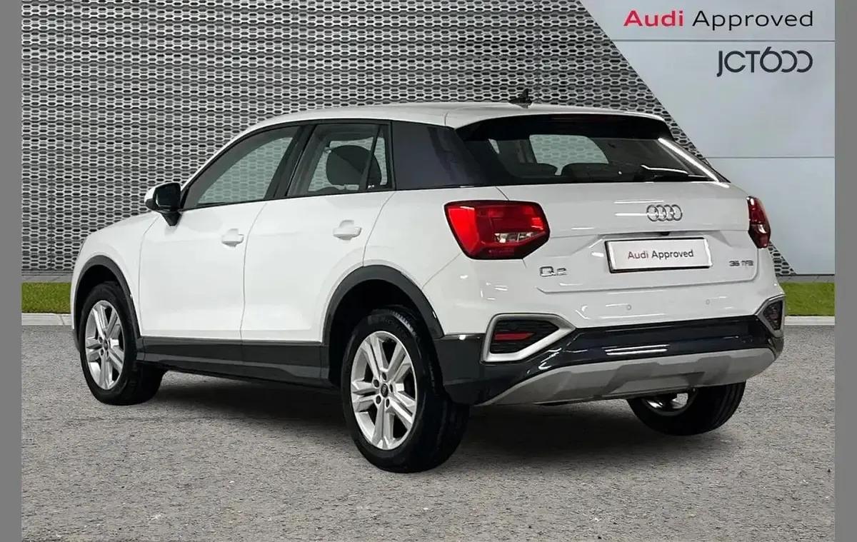 Used Audi Q2 Sport 147 HP (108 kW) 2023 White SUV