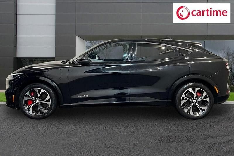 Used Ford Mustang Mach-E Standard Range 197 kW (269 HP) 2021 Black SUV