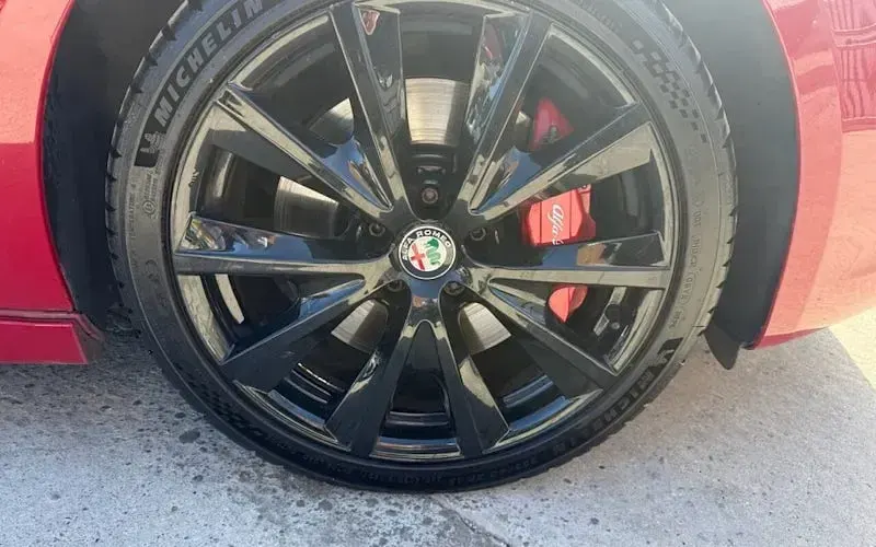 Used Alfa Romeo Giulietta Veloce 241 HP (177 kW) 2016 Red Hatchback