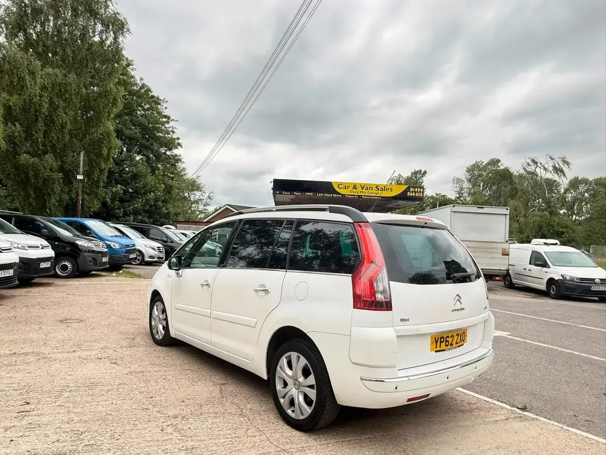 Used Citroën Grand C4 Picasso Platinum 110 HP (80 kW) 2012 White MPV