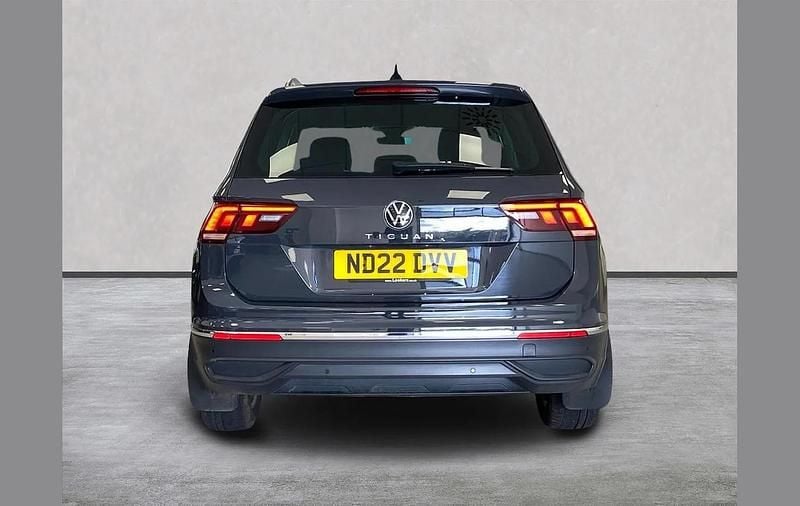 Used VW Tiguan Life 150 HP (110 kW) 2022 Grey SUV