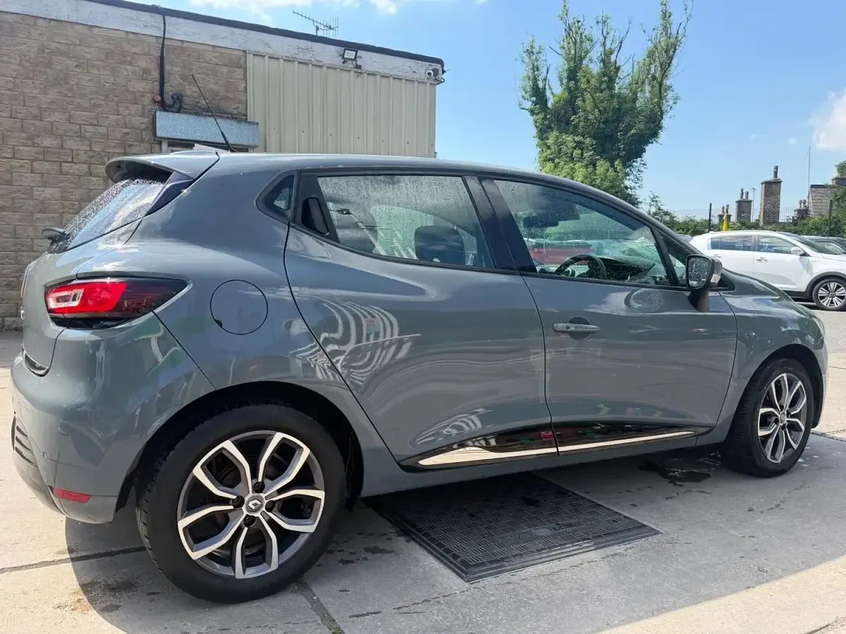 Used Renault Clio Urban 2018 Grey Hatchback