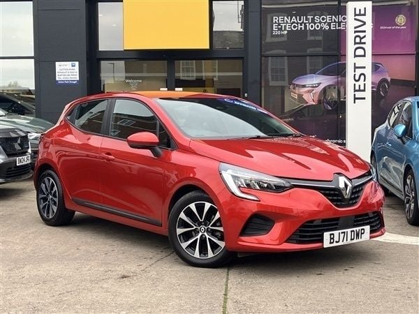 Red Used 2021 Renault Clio V Iconic Hatchback | £13,985 (Fair price) - Image 1/1