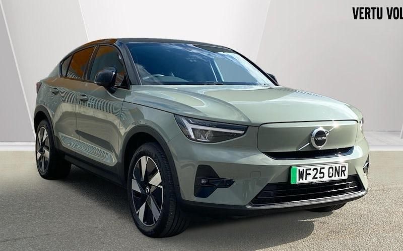 Green Used 2025 Volvo EC40 Plus SUV | £38,888 (A bit pricey) - Image 1/4