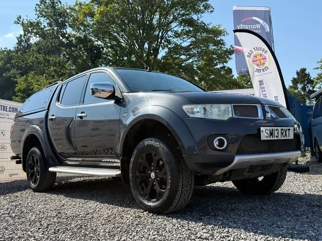 Used Mitsubishi L200 176 HP (129 kW) 2013 Grey Pickup