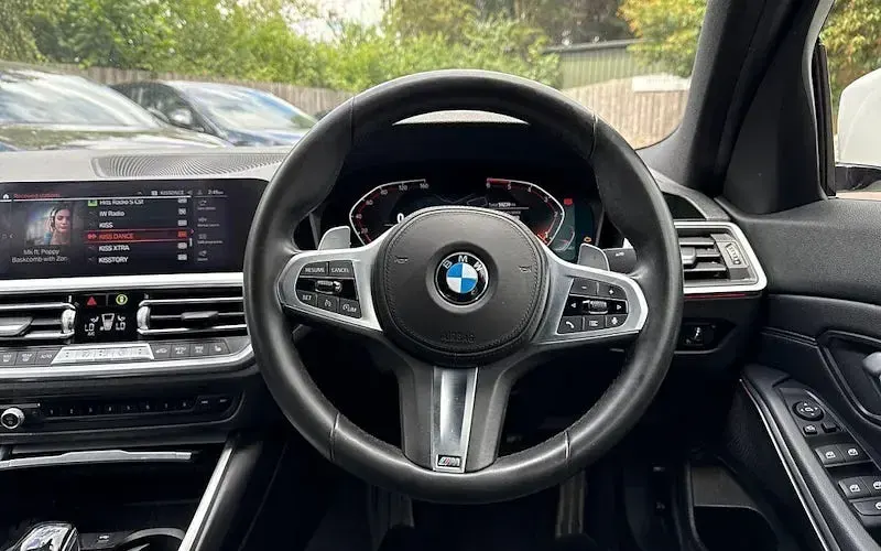 Used BMW 320 M Sport 190 HP (139 kW) 2020 White Sedan