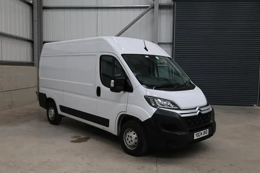 Used Citroën Relay 140 HP (102 kW) 2024 White Van