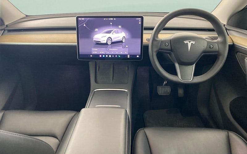 Used Tesla Model Y RWD 219 kW (299 HP) 2024 SUV