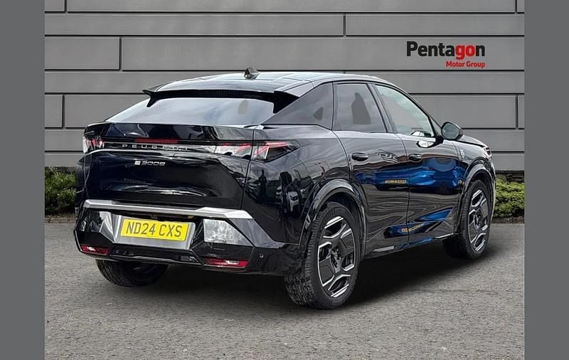 Used Peugeot e-3008 GTi 156 kW (213 HP) 2024 Black SUV