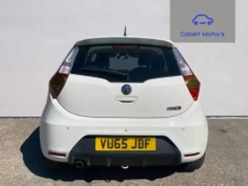 Usado MG MG3 106 HP (77 kW) 2015 Branco Citadino