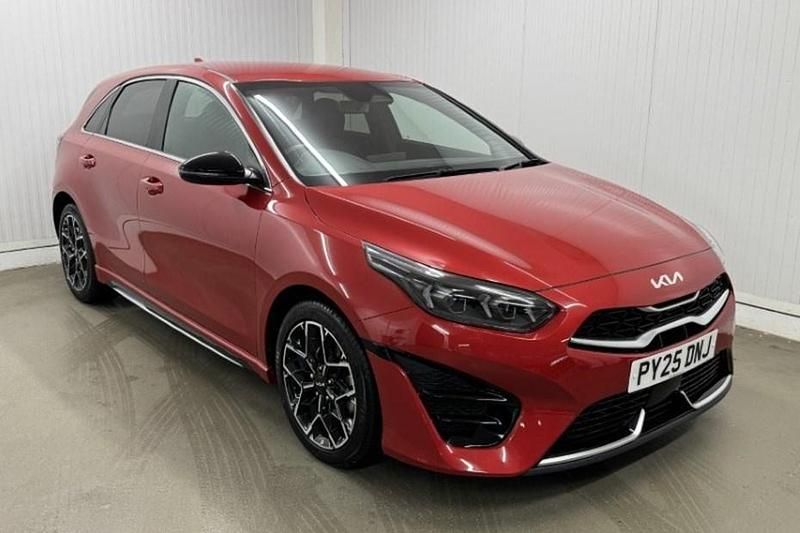 Used Kia Ceed GT-Line 138 HP (101 kW) 2025 Red Hatchback