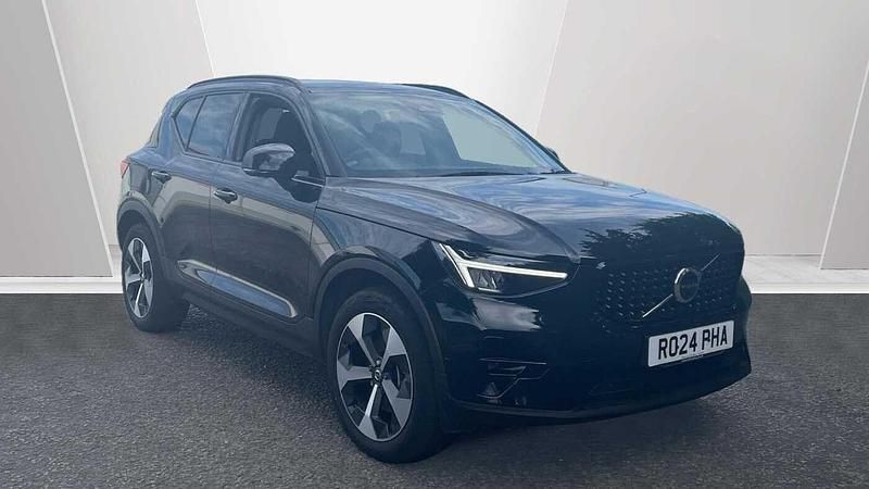 Black Used 2024 Volvo XC40 Plus SUV | £27,450 (Good price) - Image 1/3