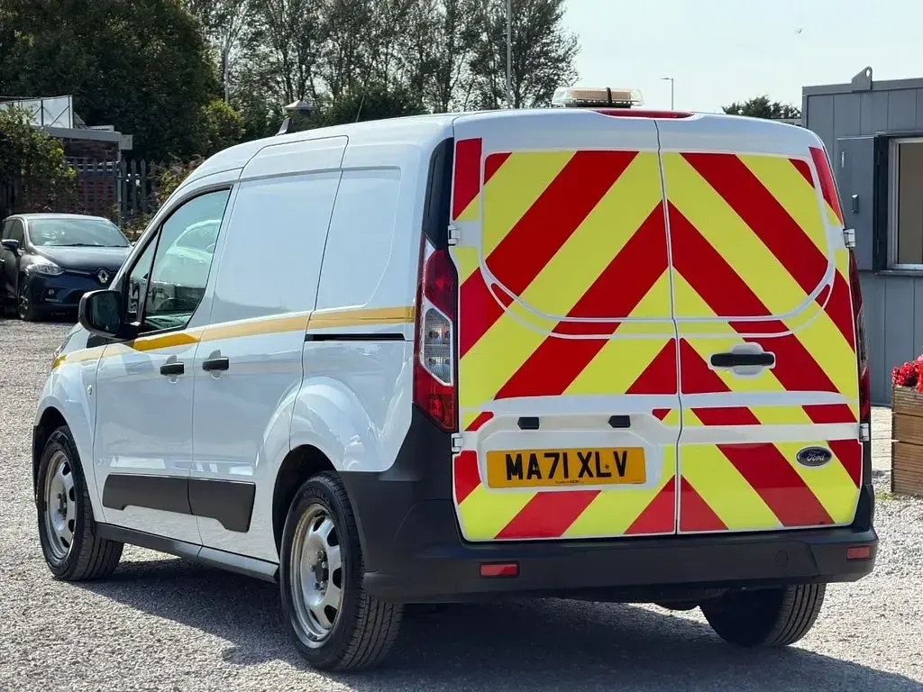 Used Ford Transit S 75 HP (55 kW) 2021 White Van
