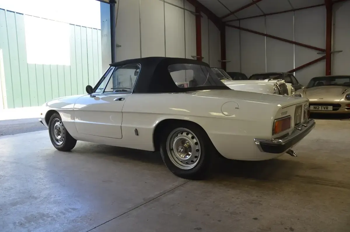 Used Alfa Romeo Spider 1972 White Cabriolet