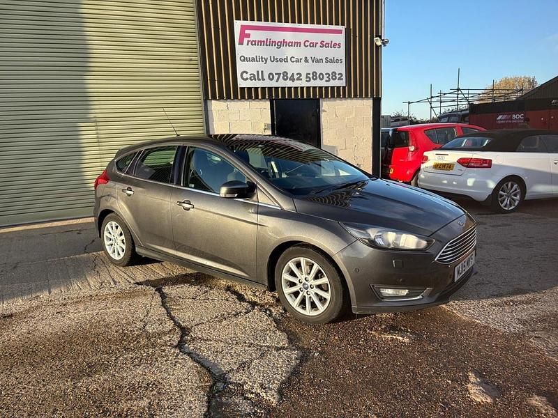 Grey Used 2015 Ford Focus Titanium Hatchback | £4,995 (A bit pricey) - Image 1/4