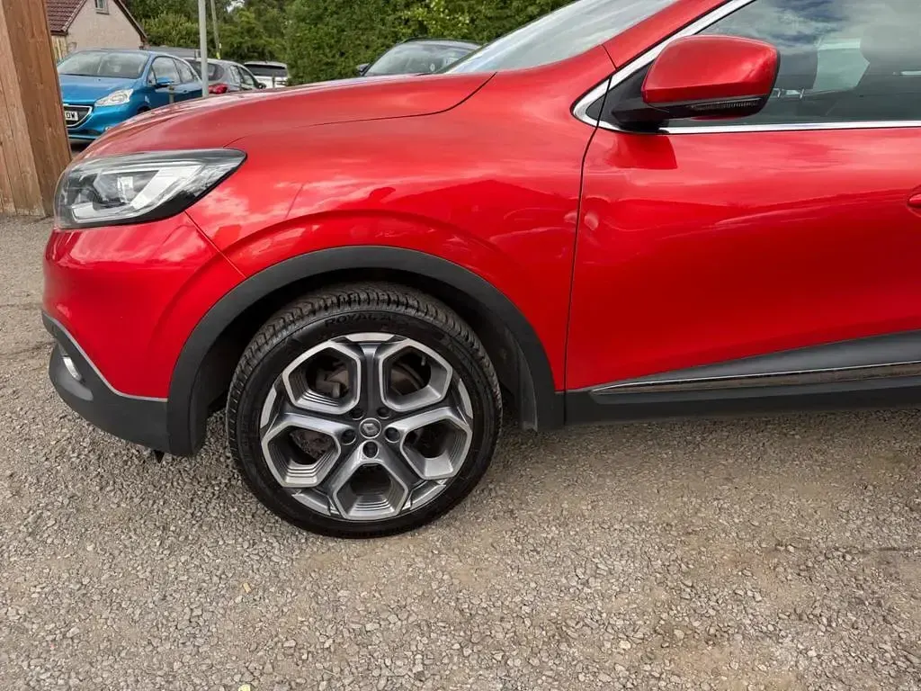 Used Renault Kadjar Dynamique 130 HP (95 kW) 2016 Red SUV