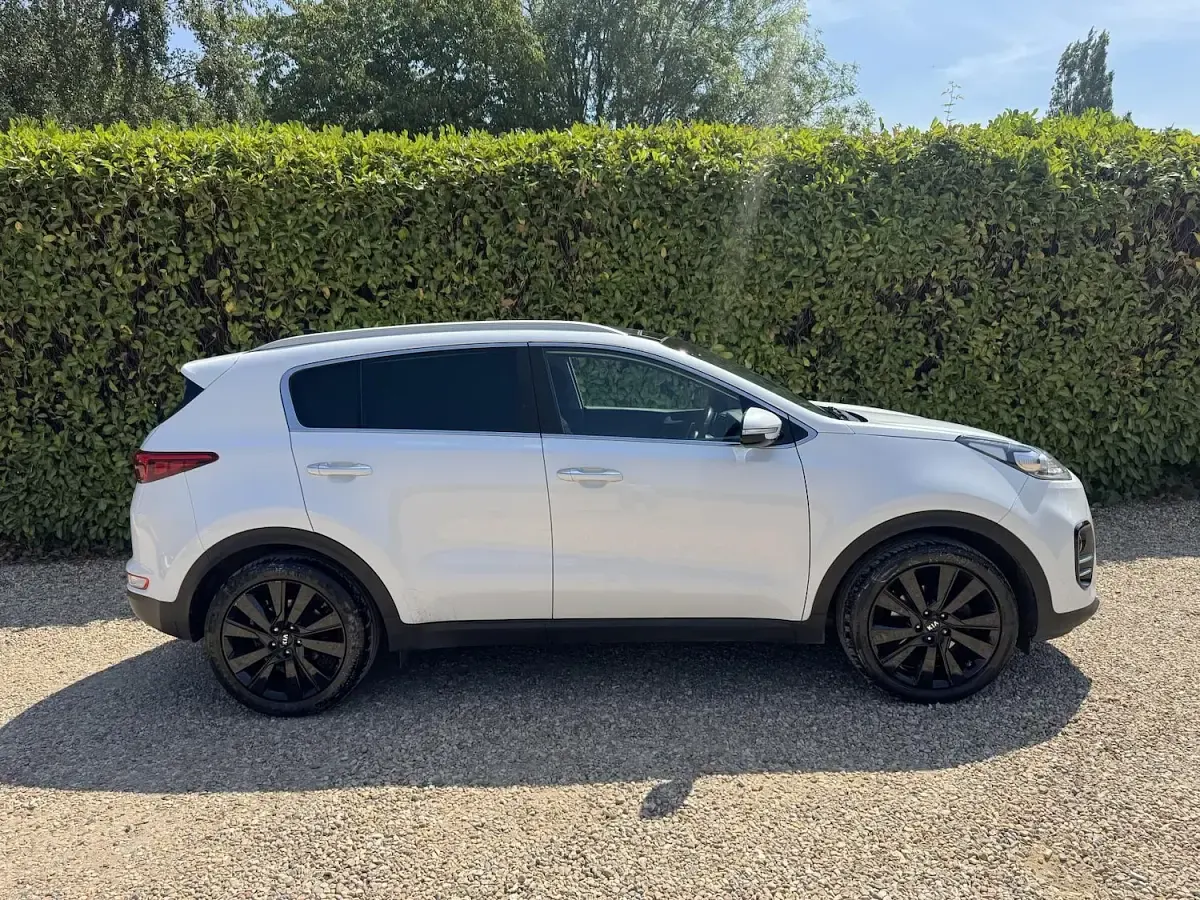 Used Kia Sportage 115 HP (84 kW) 2017 White SUV