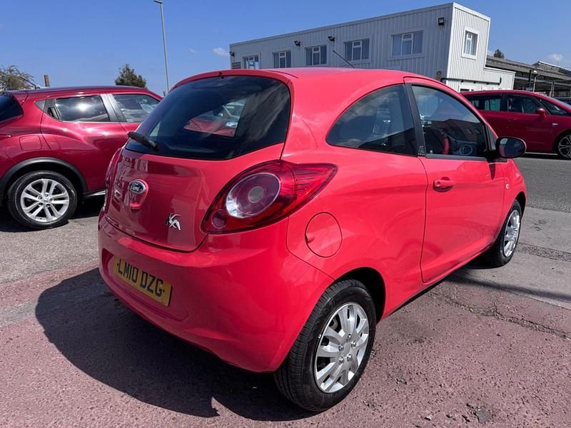 Used Ford Ka 69 HP (50 kW) 2010 Red Hatchback