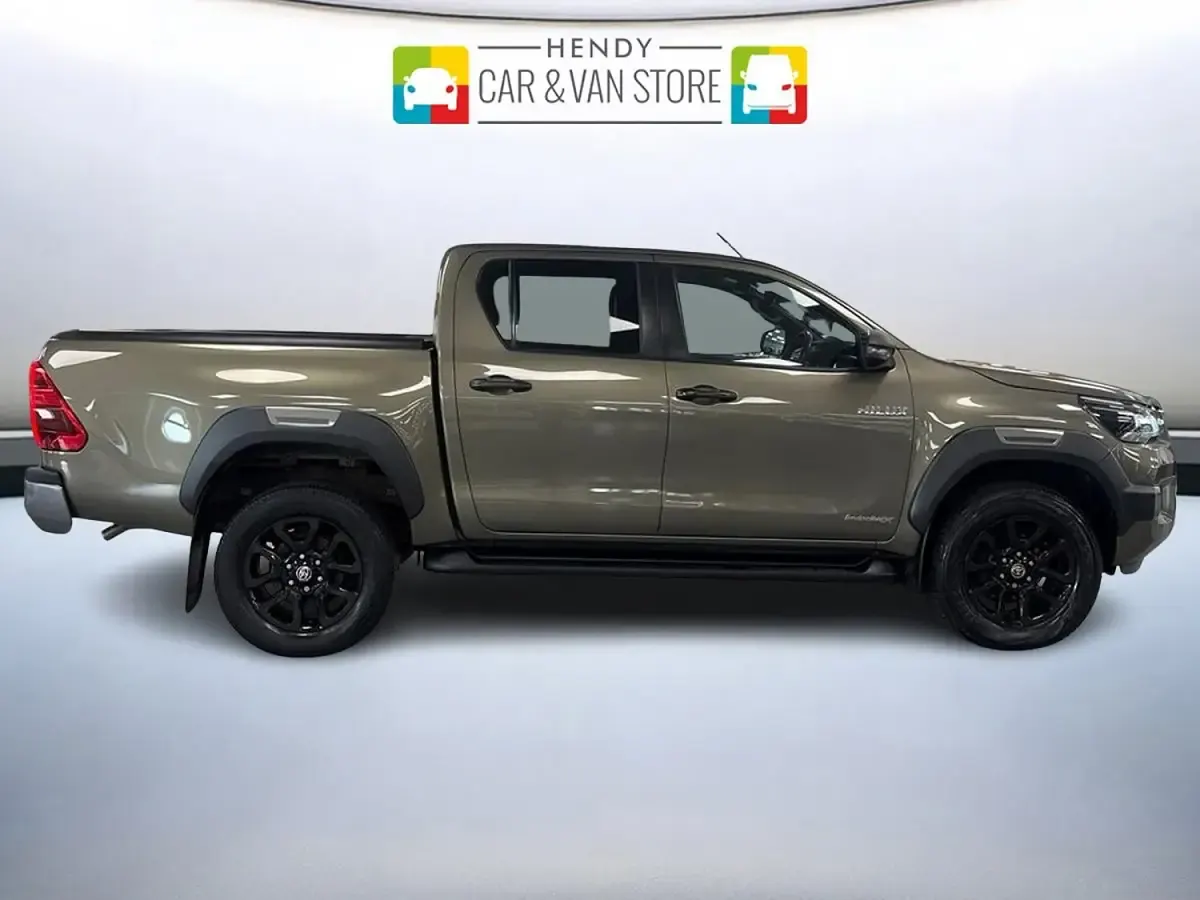 Used Toyota HiLux 2021 Bronze Pickup