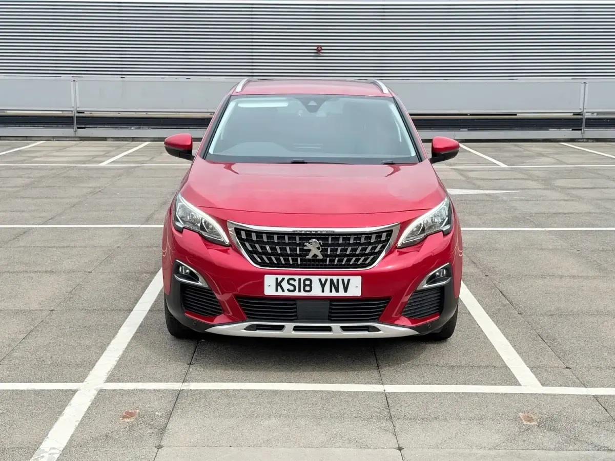 Used Peugeot 3008 Allure 130 HP (95 kW) 2018 Red SUV