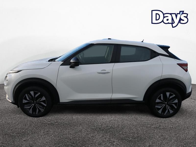 Used Nissan Juke Acenta 117 HP (86 kW) 2022 White SUV