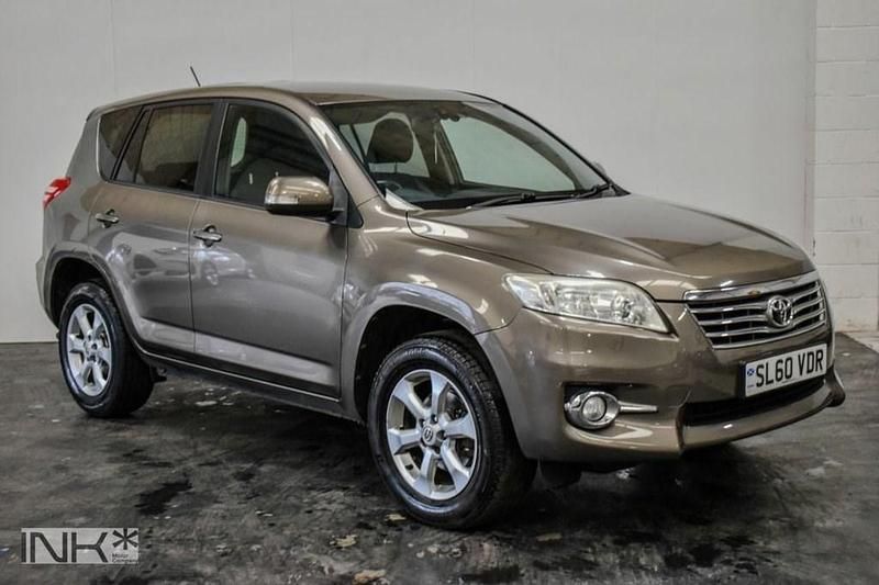 Used Toyota RAV4 150 HP (110 kW) 2010 Beige SUV
