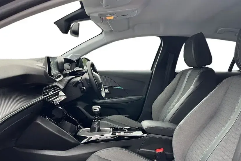 Used Peugeot 208 Allure 100 HP (73 kW) 2020 Nimbus grey Hatchback