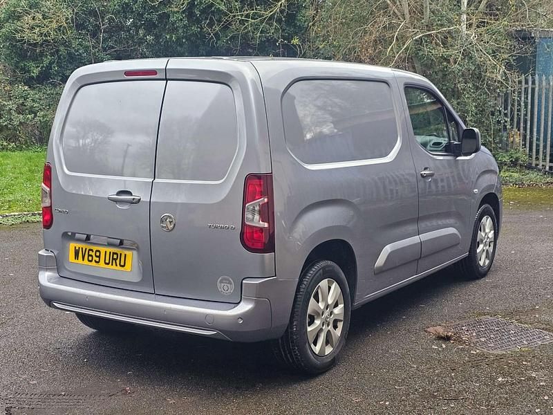 Used Vauxhall Combo S 2019 Grey MPV