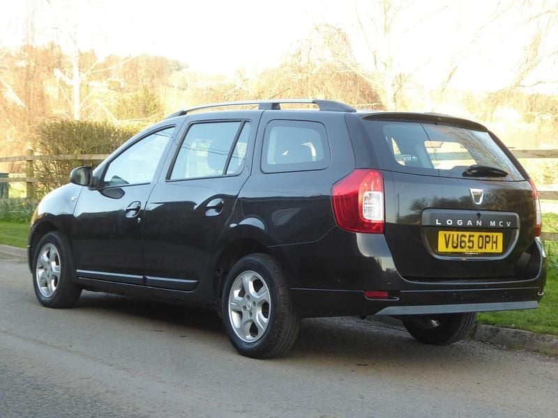 Used Dacia Logan MCV Lauréate 2015 Black Estate