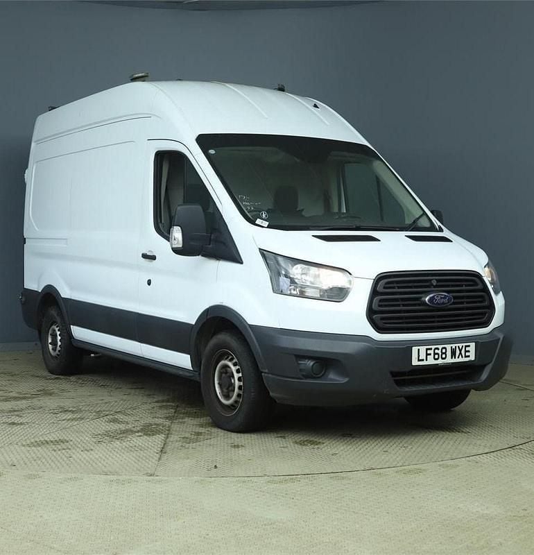 Used Ford Transit 130 HP (95 kW) 2018 White MPV