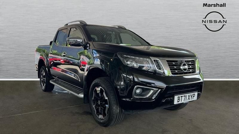 Black Used 2021 Nissan Navara Tekna Pickup | £20,921 (Good price) - Image 1/4