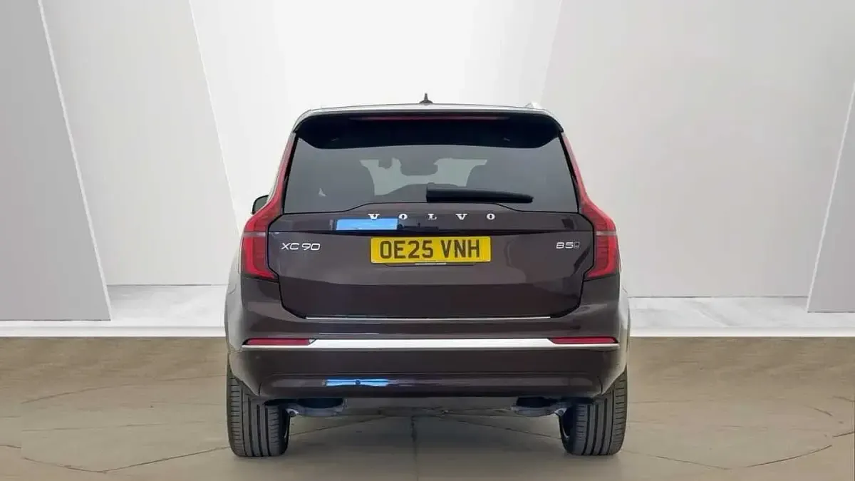Usado Volvo XC90 Ultra 455 HP (334 kW) 2025 Vermelho SUV