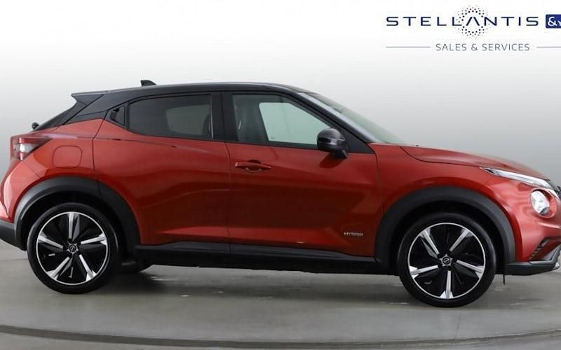Used Nissan Juke Tekna+ 143 HP (105 kW) 2023 Red SUV