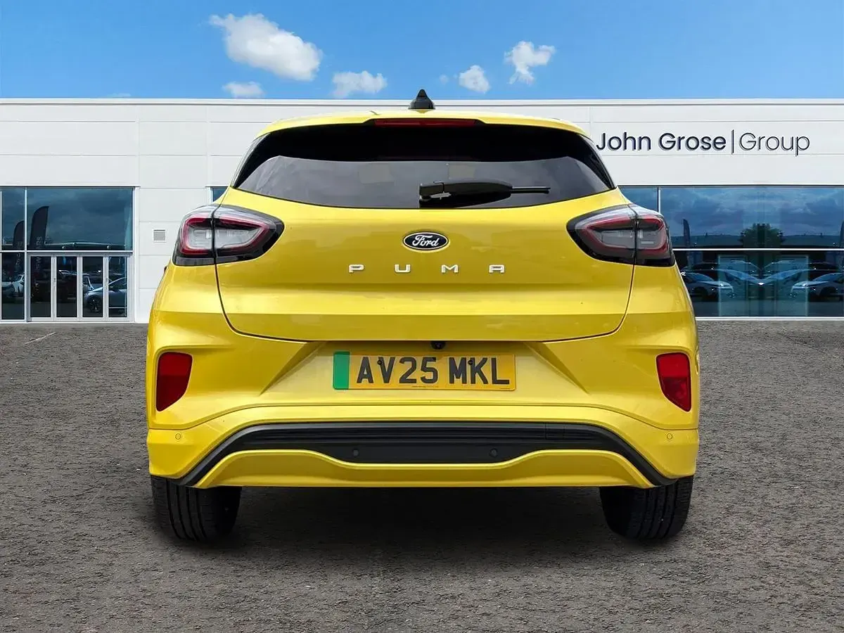 Used Ford Puma Premium 122 kW (167 HP) 2025 Yellow SUV