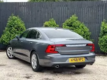 Used Volvo S90 Momentum 190 HP (139 kW) 2019 Grey Sedan