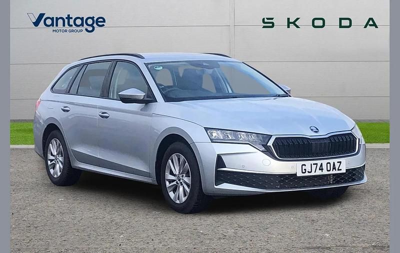 Used Skoda Octavia SE Technology 113 HP (83 kW) 2024 Brilliant silver metallic Estate