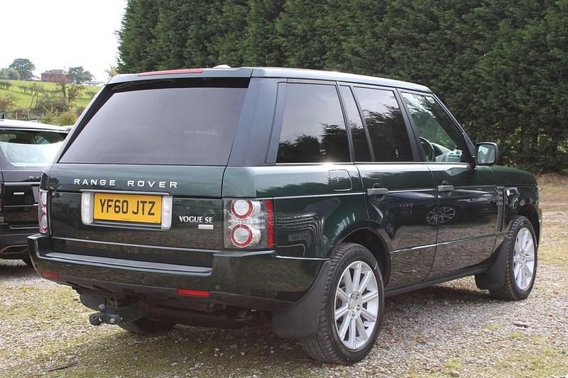 Used Land Rover Range Rover Vogue SE 313 HP (230 kW) 2010 Green SUV