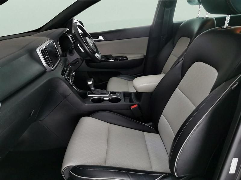 Used Kia Sportage GT-Line 134 HP (98 kW) 2022 Grey SUV