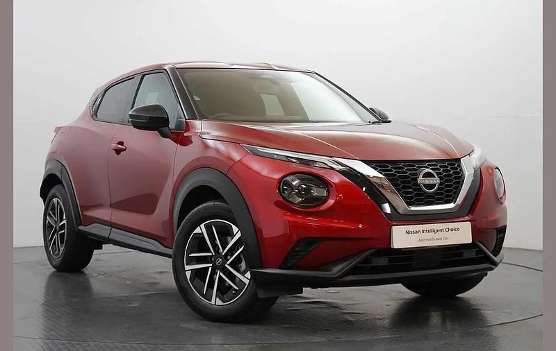 Used Nissan Juke N-Connecta 112 HP (82 kW) 2025 Red SUV