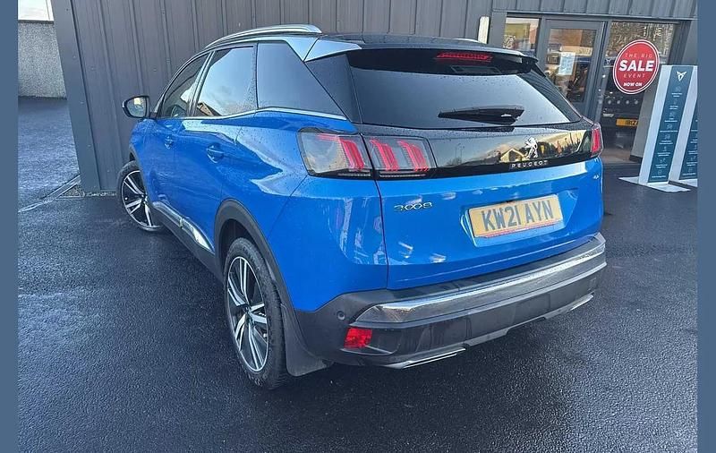 Used Peugeot 3008 Premium 128 HP (94 kW) 2021 Blue SUV