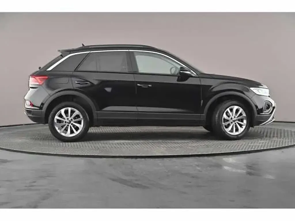 Used VW T-Roc 150 HP (110 kW) 2025 SUV