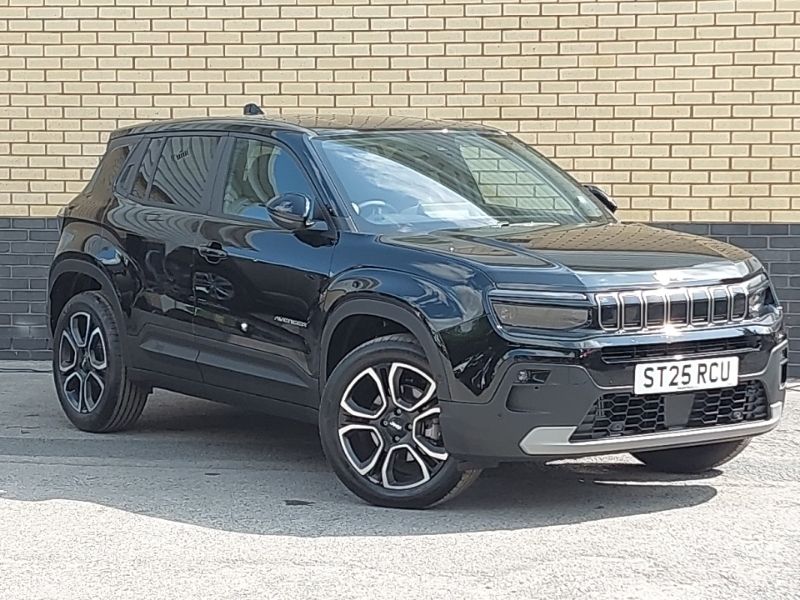 Special solid volcano black New 2025 Jeep Avenger Summit SUV | £25,498 (Fair price) - Image 1/4